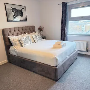 Apartment Luxury B